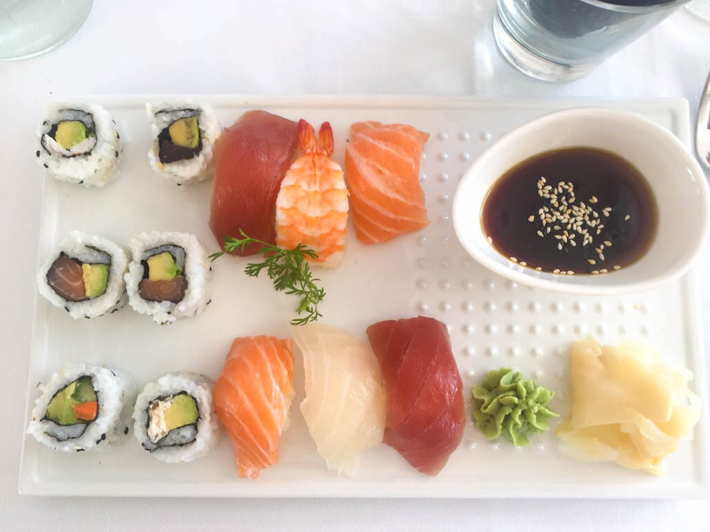 sushi platter at La Quai restaurant St. Tropez
