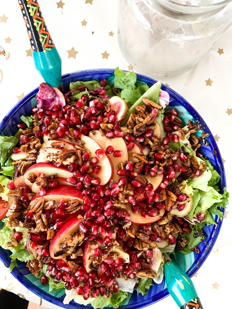 winter salad with pomegranate and apples