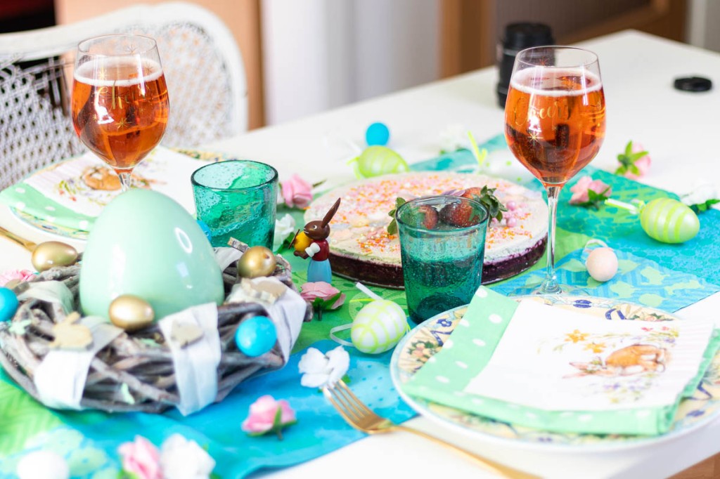 wow your loved ones with this gold and teal Easter table setting
